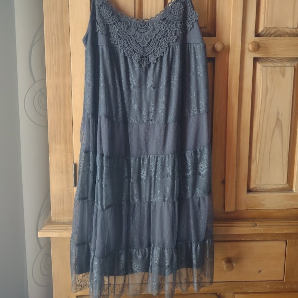 Xhiliration, X-Small, Gray mini party dress - Picture 3 of 7
